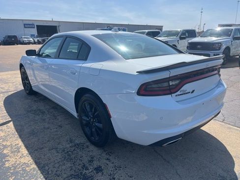 Used 2023 Dodge Charger SXT w/ Blacktop Package AWD/4WD image 6