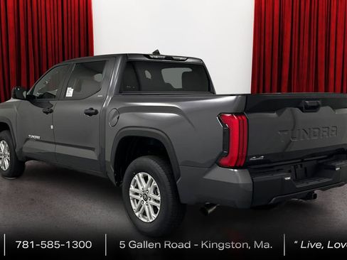 New 2025 Toyota Tundra SR5 image 7