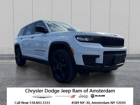 Used 2023 Jeep Grand Cherokee L Laredo AWD/4WD image 1