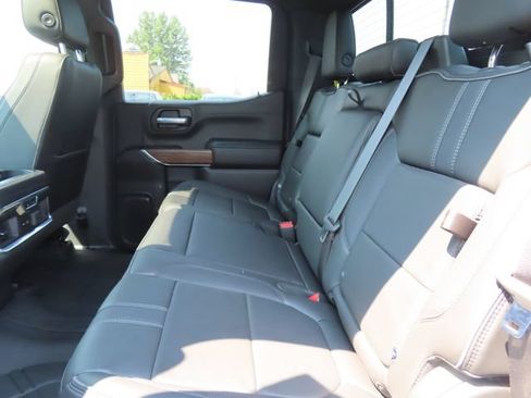 Used 2021 Chevrolet Silverado 1500 High Country w/ Technology Package AWD/4WD image 46