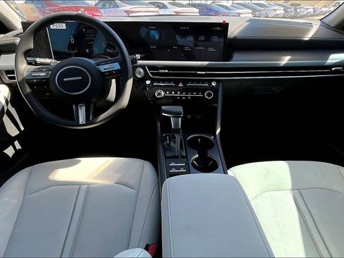 New 2025 Hyundai Sonata SE image 9