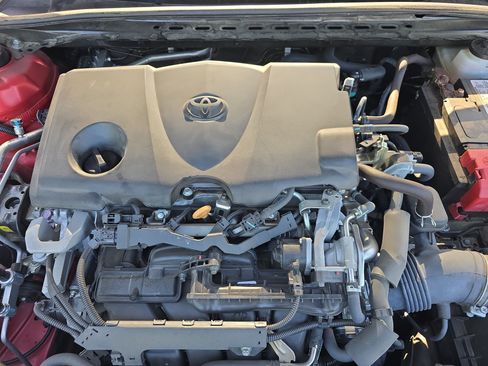 Used 2019 Toyota Camry SE FWD image 30