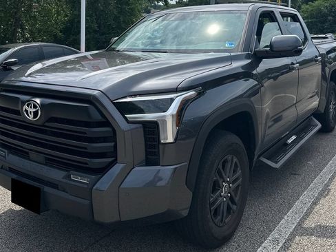 Used 2024 Toyota Tundra SR5 w/ SR5 Convenience Package AWD/4WD image 1