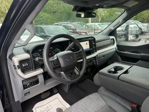 Used 2026 Ford F250 XLT AWD/4WD image 3