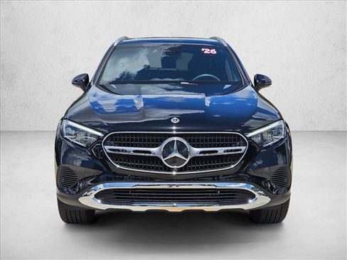 Used 2026 Mercedes-Benz GLC 300 image 2
