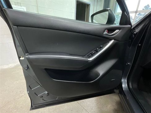 Used 2016 MAZDA CX-5 Touring w/ Bose/Moonroof Package image 10