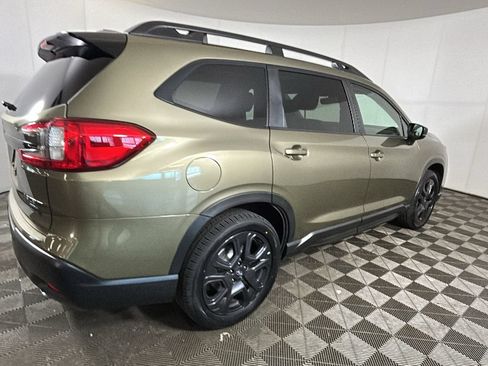 Used 2024 Subaru Ascent Onyx Edition AWD/4WD image 3