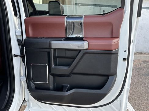 Used 2020 Ford F350 Platinum image 43