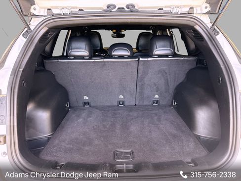 Used 2025 Jeep Compass Limited AWD/4WD image 8