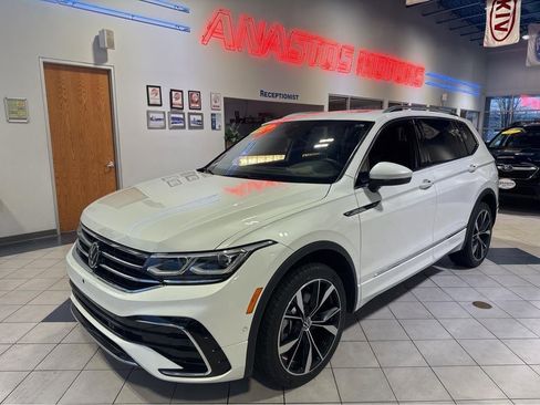 Used 2022 Volkswagen Tiguan SEL R-Line image 7