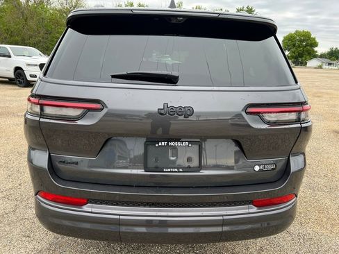 New 2026 Jeep Grand Cherokee L Limited AWD/4WD image 6