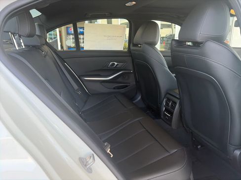 New 2026 BMW 330i Sedan w/ M Sport Package image 13