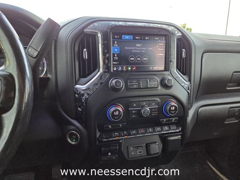 Used 2020 Chevrolet Silverado 1500 LT w/ Texas Edition image 8