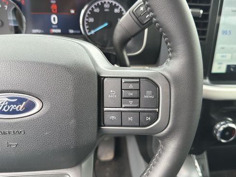 Used 2022 Ford F150 XLT w/ Equipment Group 302A High AWD/4WD image 19