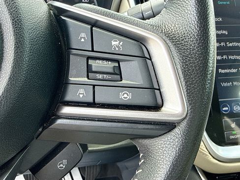 Used 2024 Subaru Outback Limited AWD/4WD image 39