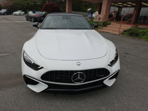 Used 2024 Mercedes-Benz SL 55 AMG 4MATIC image 6