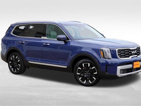 Certified 2024 Kia Telluride SX FWD image 2