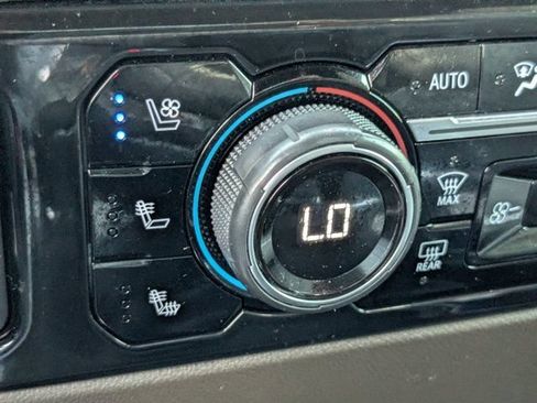 Used 2024 Chevrolet Silverado 1500 LTZ w/ LTZ Premium Package AWD/4WD image 26