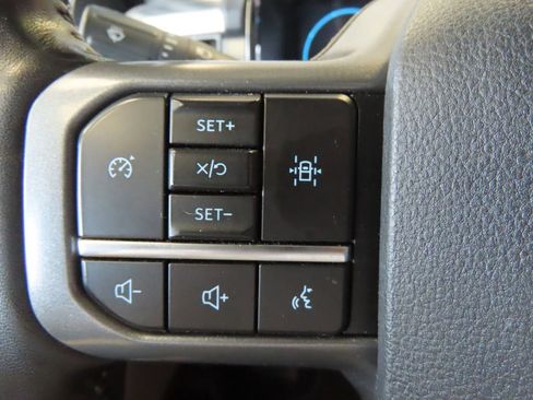 Used 2021 Ford F150 Lariat image 29