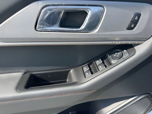 Used 2026 Ford Explorer Active image 25