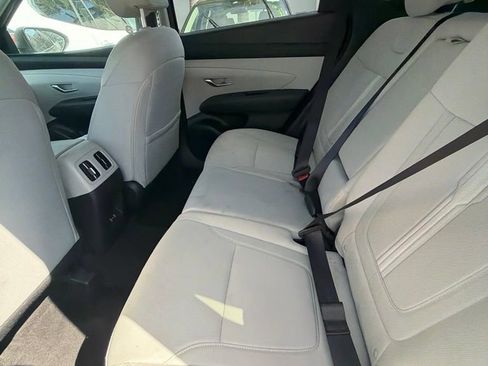 Used 2025 Hyundai Tucson SEL FWD image 5