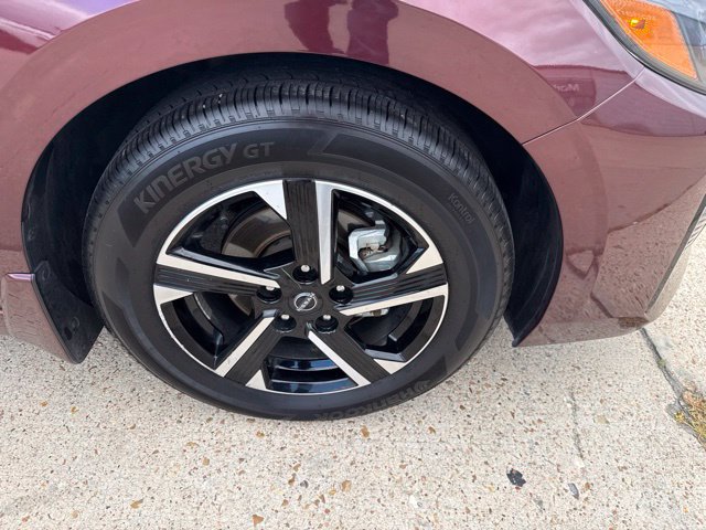 Used 2024 Nissan Sentra SV w/ All-Weather Package FWD image 8