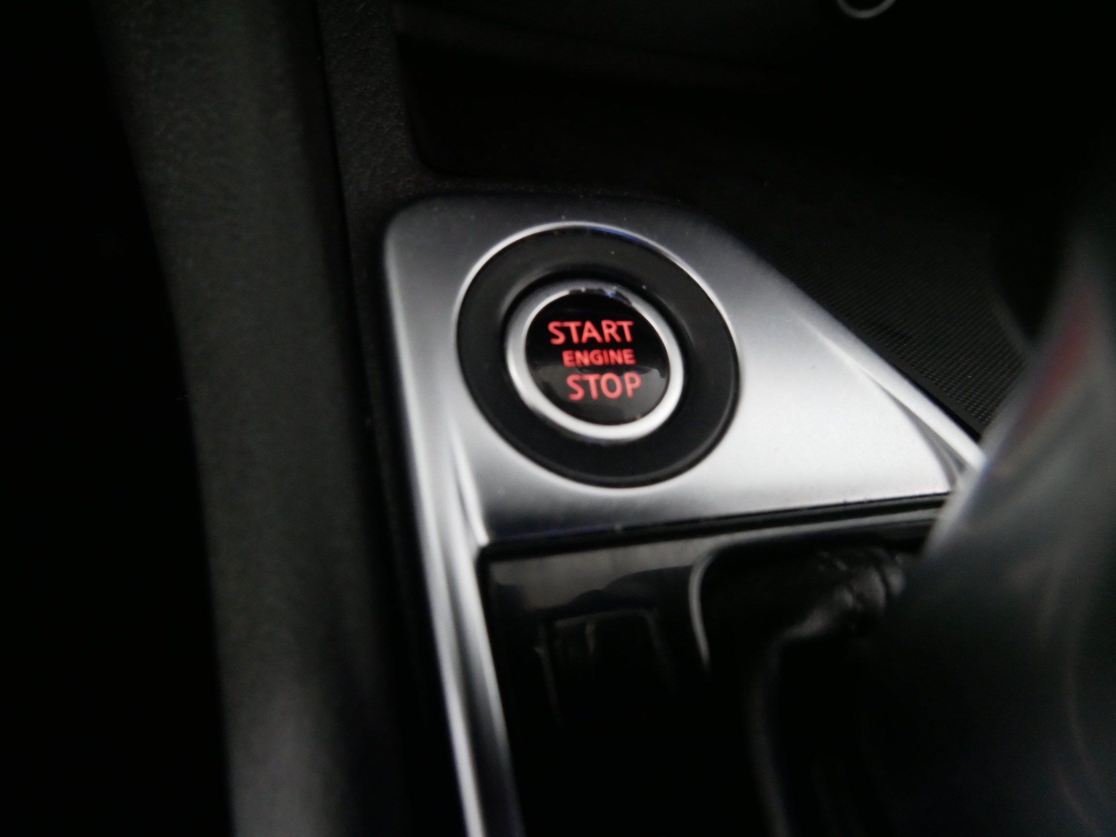 Used 2020 Nissan Sentra SV FWD image 30
