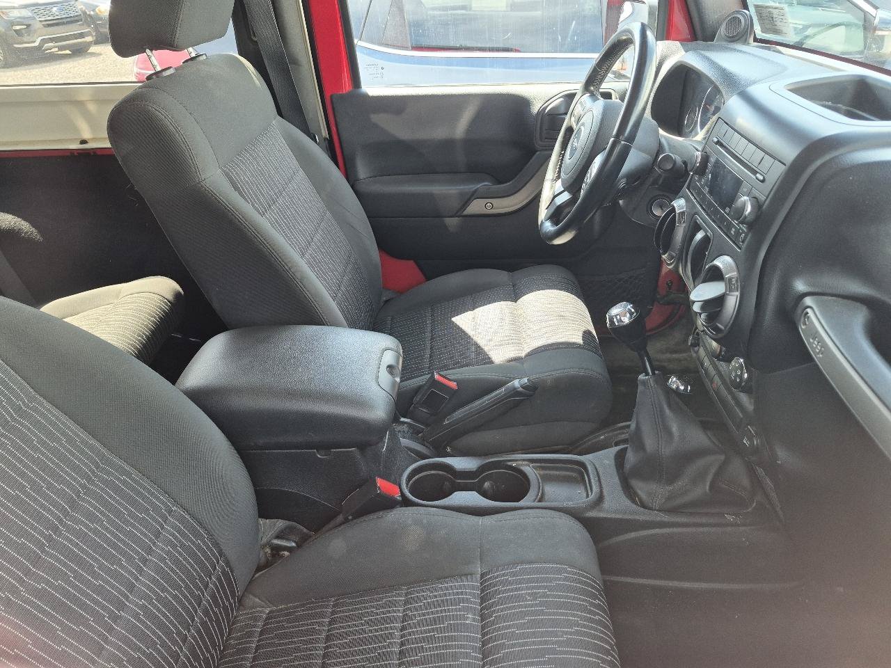 Used 2012 Jeep Wrangler Sport AWD/4WD image 7