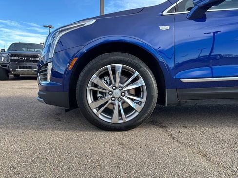 Used 2025 Cadillac XT5 Premium Luxury image 28