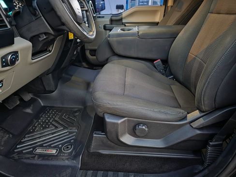 Used 2019 Ford F150 XL w/ Equipment Group 101A Mid AWD/4WD image 13