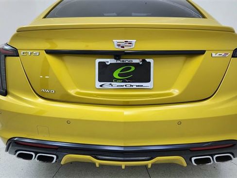 Used 2025 Cadillac CT5 V w/ Technology Package image 12