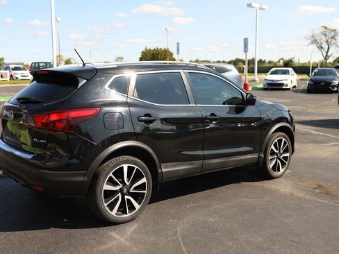 Used 2018 Nissan Rogue Sport SL w/ SL Premium Package image 5