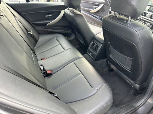 Used 2018 BMW 320i xDrive Sedan AWD/4WD image 15