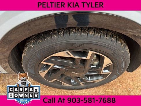 Used 2023 Kia Sportage SX image 16