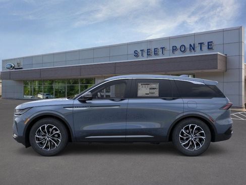 New 2026 Lincoln Nautilus Premier image 3