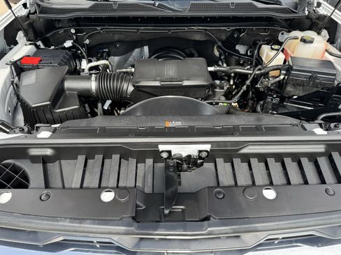 Used 2025 Chevrolet Silverado 2500 LT w/ Convenience Package image 34