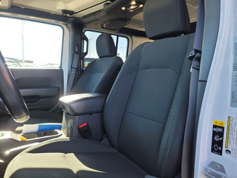 Certified 2020 Jeep Wrangler Unlimited Sport S image 15