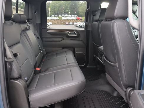 Used 2025 Chevrolet Silverado 2500 LT w/ Trail Boss Package AWD/4WD image 18