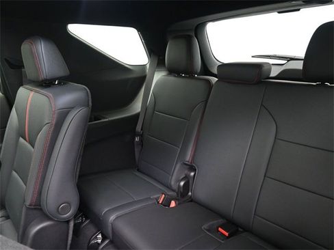 Used 2024 Chevrolet Traverse RS w/ LPO, Floor Liner Package image 20