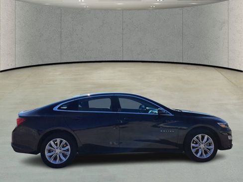 Used 2024 Chevrolet Malibu LT image 4