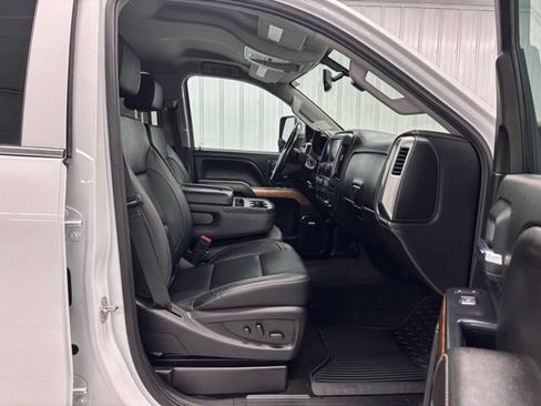 Used 2018 Chevrolet Silverado 2500 LTZ w/ LTZ Plus Package AWD/4WD image 11