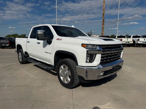 Used 2020 Chevrolet Silverado 2500 LTZ w/ LTZ Premium Package image 4