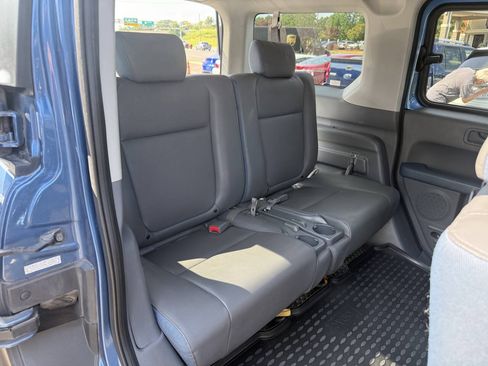 Used 2006 Honda Element LX image 18