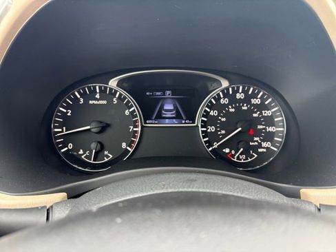 Used 2018 Nissan Pathfinder SL w/ SL Premium Package AWD/4WD image 29