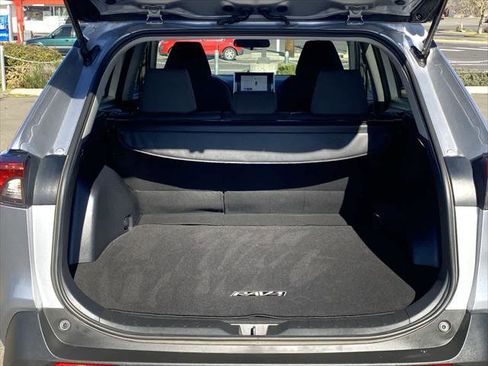 Certified 2025 Toyota RAV4 XLE image 22