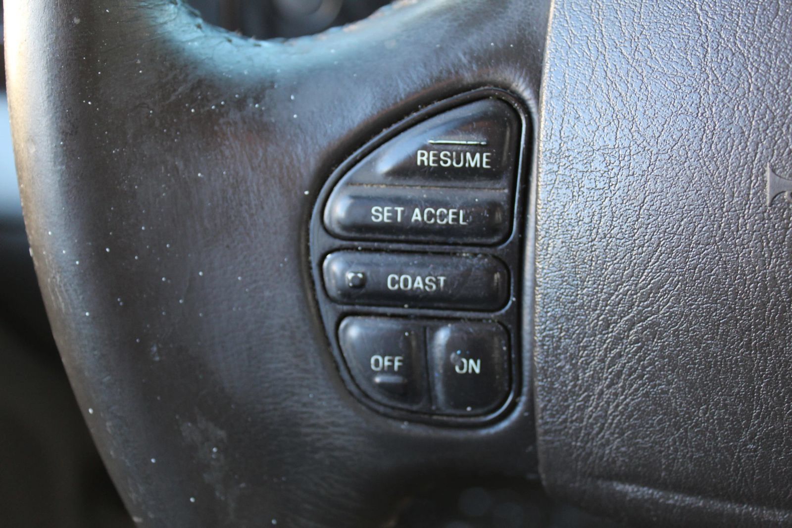 Used 2005 Ford F350 Lariat RWD image 16