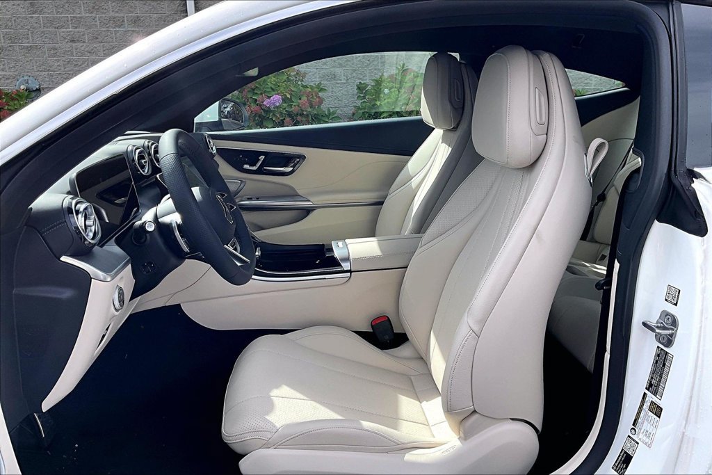 New 2026 Mercedes-Benz CLE 450 4MATIC Coupe image 9