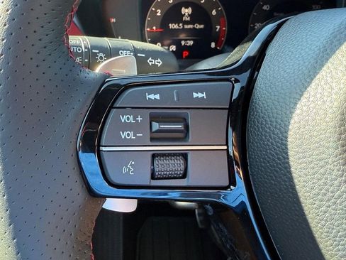 Certified 2025 Acura ADX A-Spec image 17