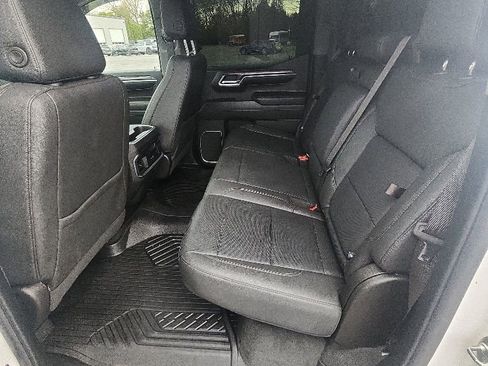 Used 2023 Chevrolet Silverado 1500 LTZ w/ LTZ Premium Package AWD/4WD image 18