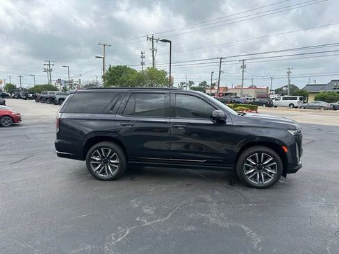 Certified 2024 Cadillac Escalade Sport w/ Touring Package AWD/4WD image 4